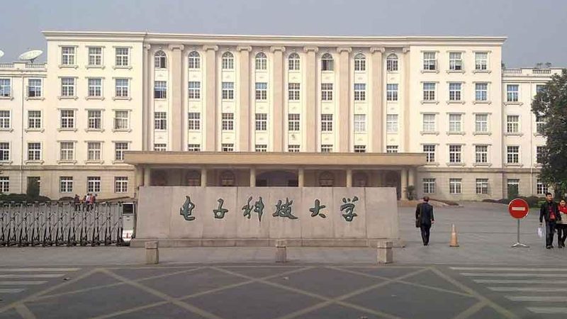 深圳芯片批发价格：揭秘芯片市场的价格构成