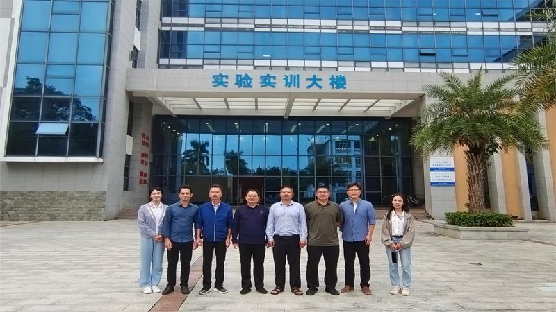 三极管：电路中的关键角色**